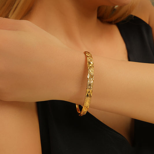 1pcsVintage Gold-plated 18k Delicate Pattern Bracelet, Sand Gold Women's Open Bracelet, Suitable For Daily Wear Holiday Gifts