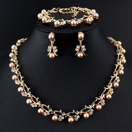 Three-piece women's jewelry set